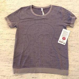 Lululemon Swiftly Relaxed Short Sleeve
